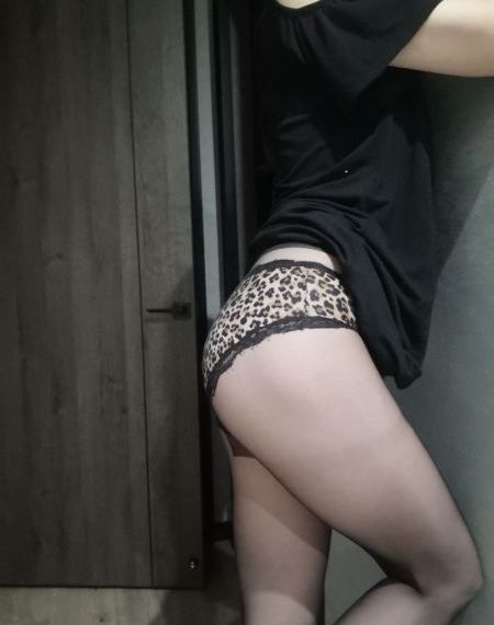 一部一直喷奶水的av